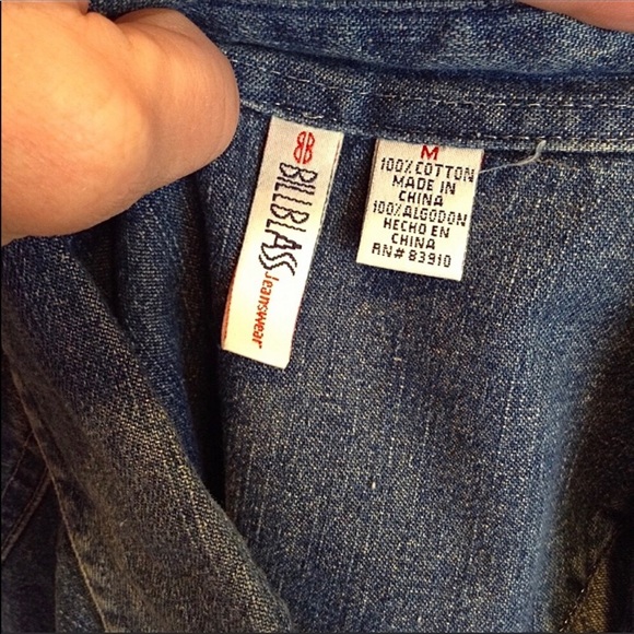 Bill Blass semi fitted long sleeve collared 100% cotton denim shirt - Picture 5 of 7